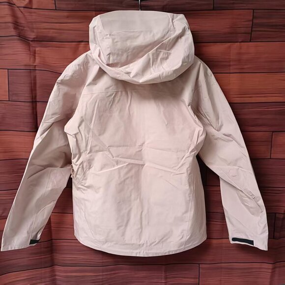 Arcteryx Beta Series Beta LT JacketHooded Hardshell Jacket, Size S - Picture 2 of 9